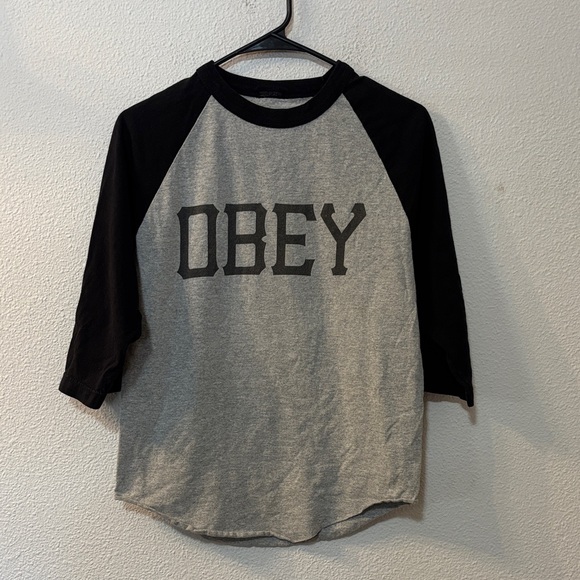 Obey Long Sleeve Black and Gray Tee - Picture 1 of 6